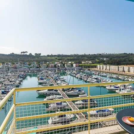 One Bedroom Seaview Marina